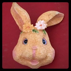 Cute bunny brooch